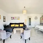 Global-immo 3361 Monica 7 Apartment *