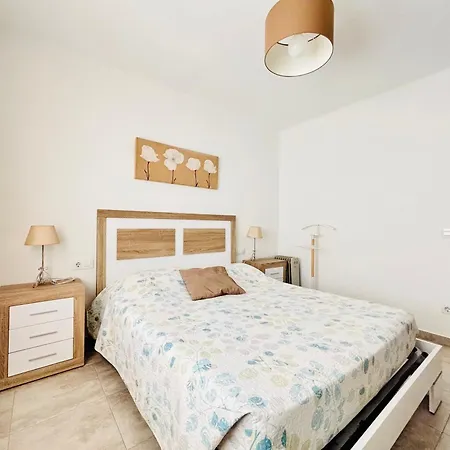 Global-immo 3361 Monica 7 Apartment Roses